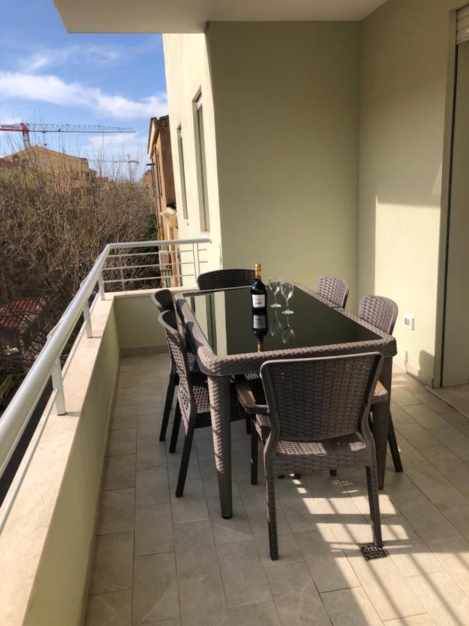Nuovissimo Appartamento Con Terrazza Alghero Exterior photo